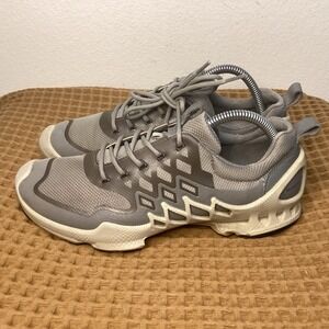 ECCO Biom AEX Sneaker Women Size 8 Gray Low Top Athletic Training Sneakers